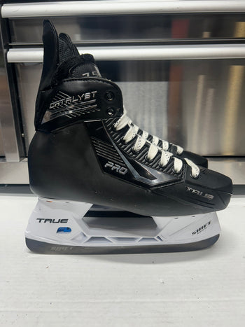 True Catalyst Pro Skate Size 7 Regular Width OHL Pro Stock (New)