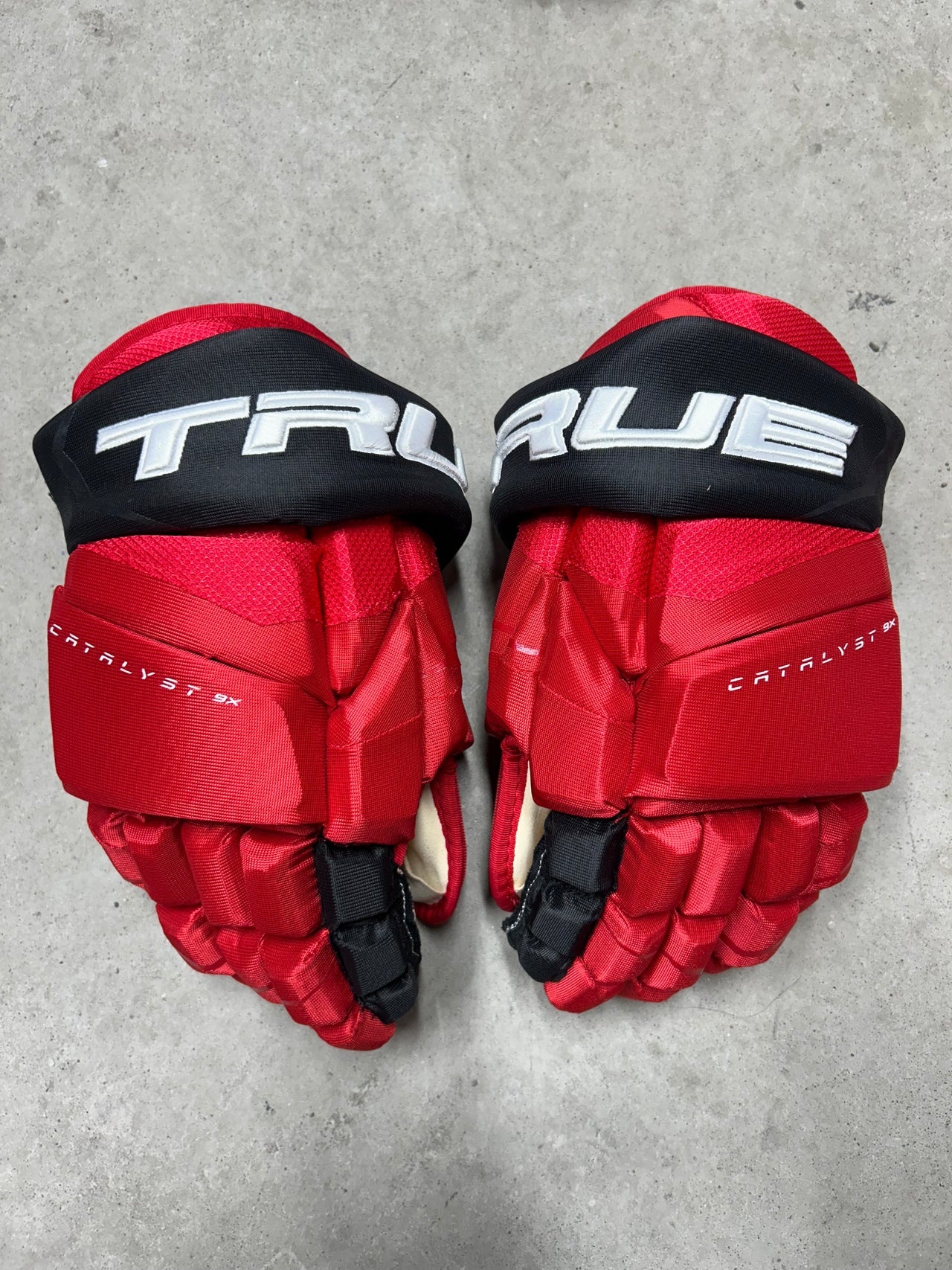 14” True Catalyst 9X Pro Stock Hockey Gloves New Jersey Devils (New)