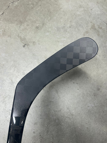 Right Hand 77 Flex P86 Bauer Vapor Flylite (New) NHL Jake O’Brien Pro Stock