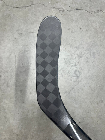 Right Hand 77 Flex P28 Bauer Vapor Flylite (New) Pro Stock