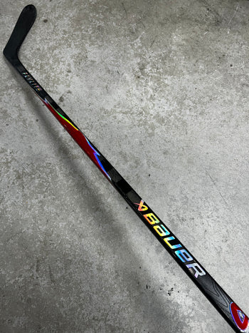 Right Hand 77 Flex P28 Bauer Flylite (Restored)