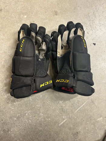 15” CCM Pro Stock OHL Hockey Gloves (Used)