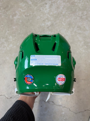Medium Bauer RE-AKT 70 Green Toronto Maple Leafs Helmet New