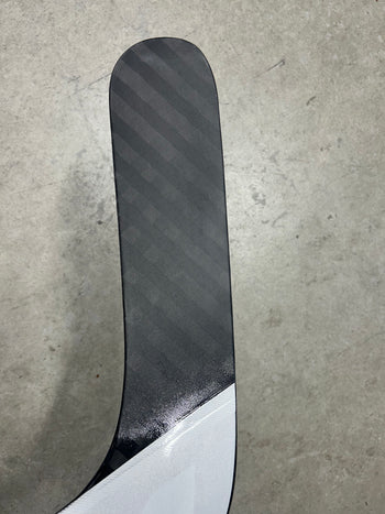 Left Hand 25” CCM EFLEX 5 Prolite Goalie Stick New