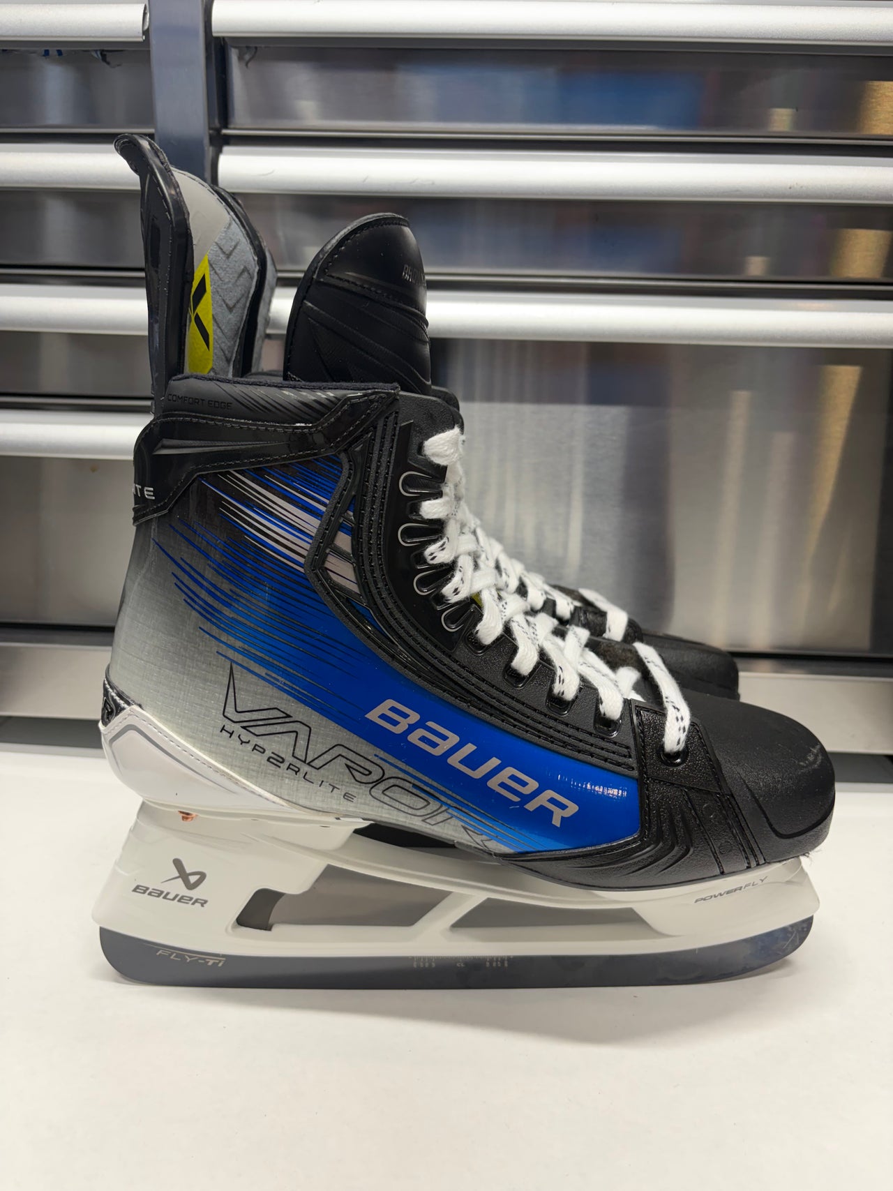 Bauer Hyperlite2 Skate Size 10 FIT 2 (New) OHL Pro Stock