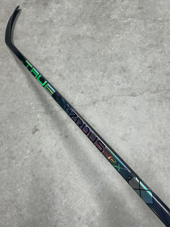 Left Hand 90 Flex Custom P28 True Hzrdus PX (New) Pro Stock