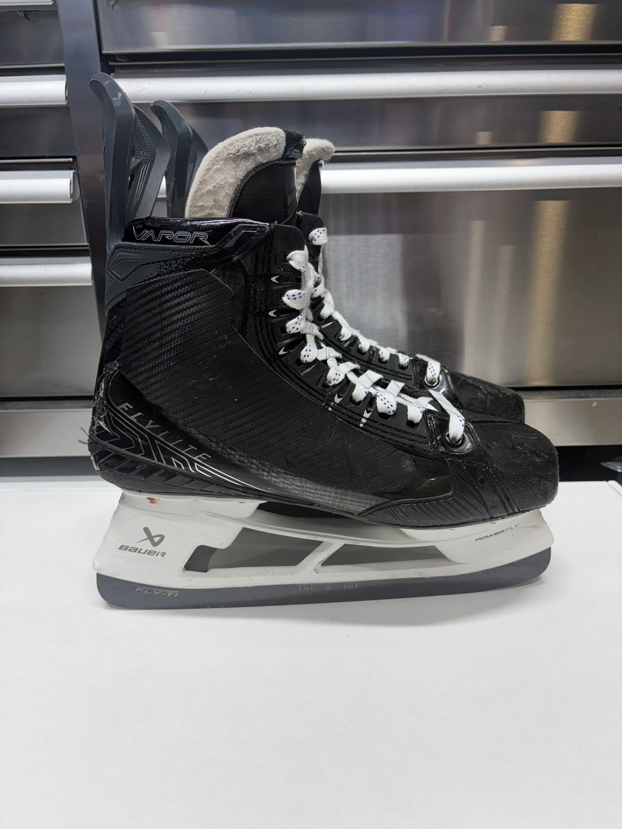 Bauer Vapor Flylite Skate Size 11.5 FIT 2 (Used) NHL Pro Stock