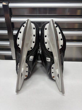 Bauer Shadow Skate Size 9 FIT 2 (Used) TORONTO MAPLE LEAFS Pro Stock