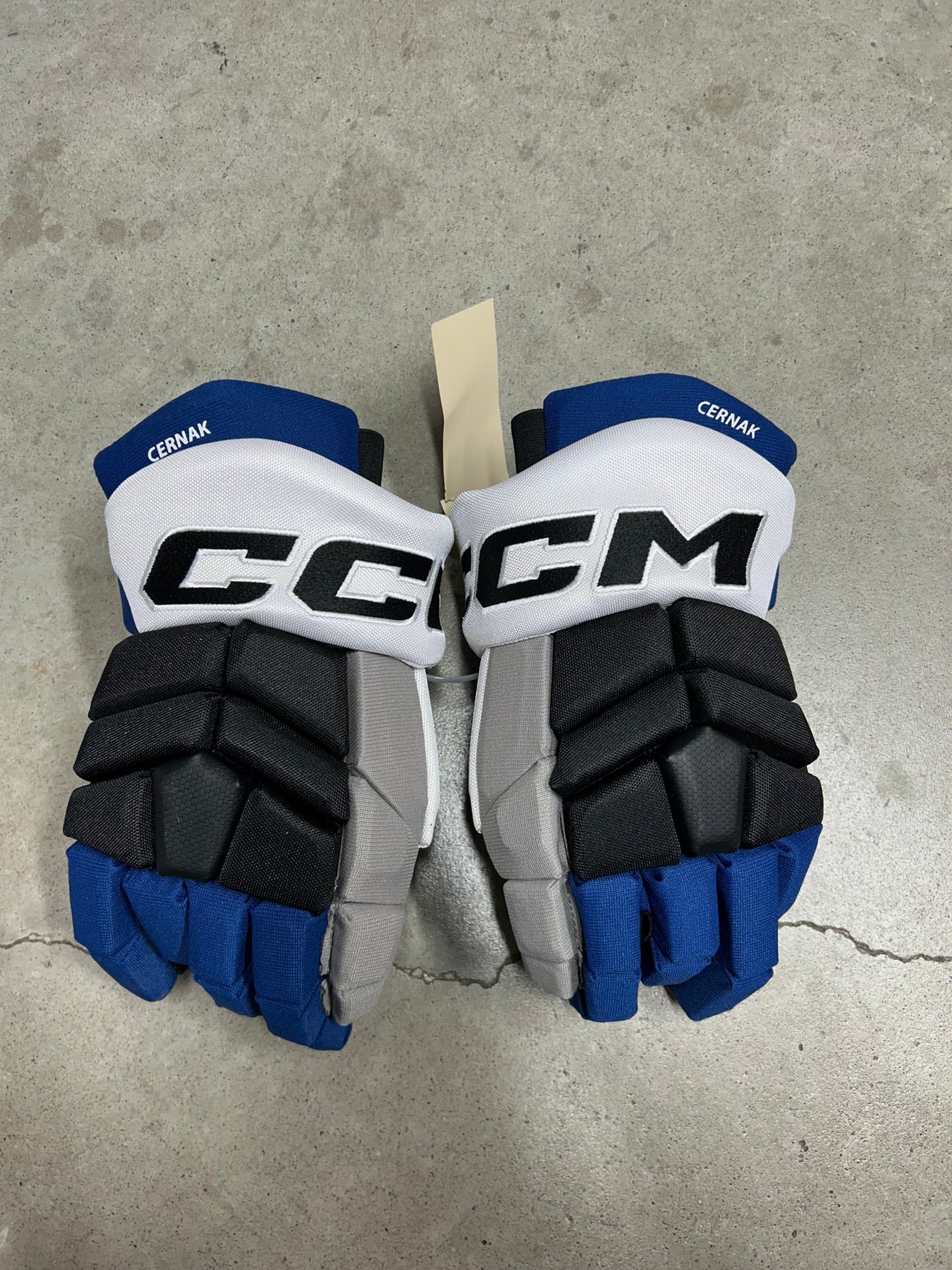 15” CCM Pro Tampa Bay Lightning Reverse Retro Erik Cernak Hockey Gloves (New)