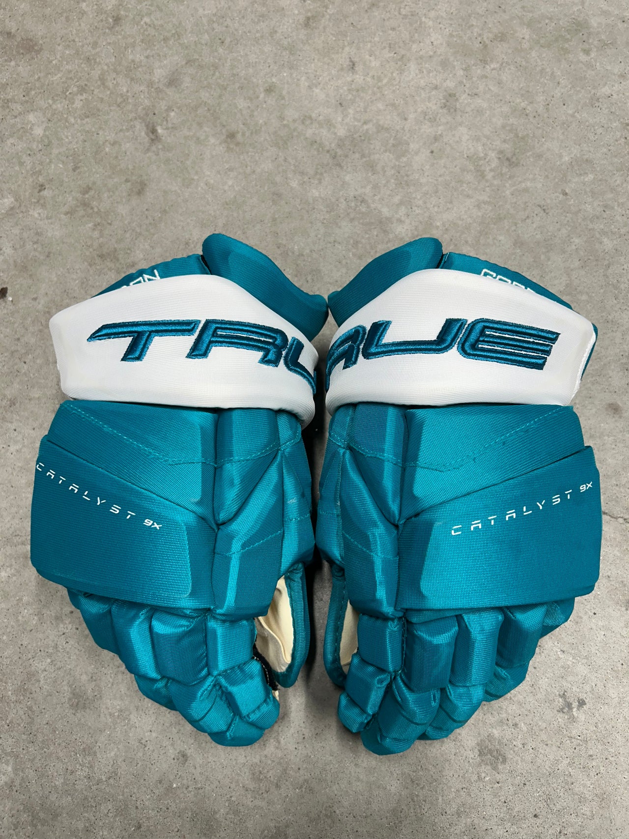 14” True Catalyst 9X Pro Stock Hockey Gloves San Jose Sharks  (New)