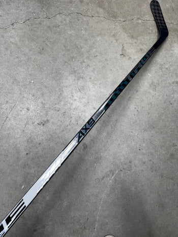 Left Hand 95 Flex P88 True AX9 (New) Pro Stock NHL