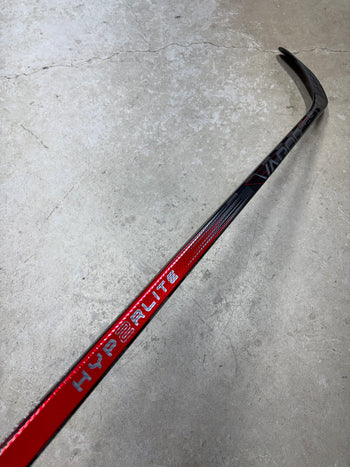 Right Hand 77 Flex P28 Bauer Hyperlite2 (New) Pro Stock