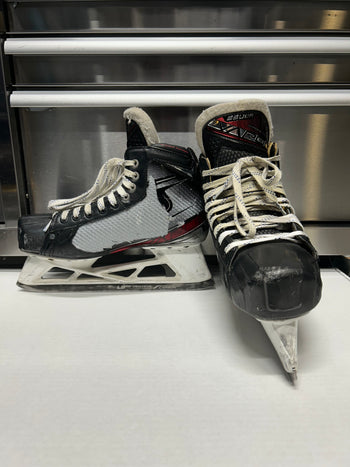 BAUER 2x PRO Goalie Skate Size 8 Used Regular Width NCAA Pro Stock