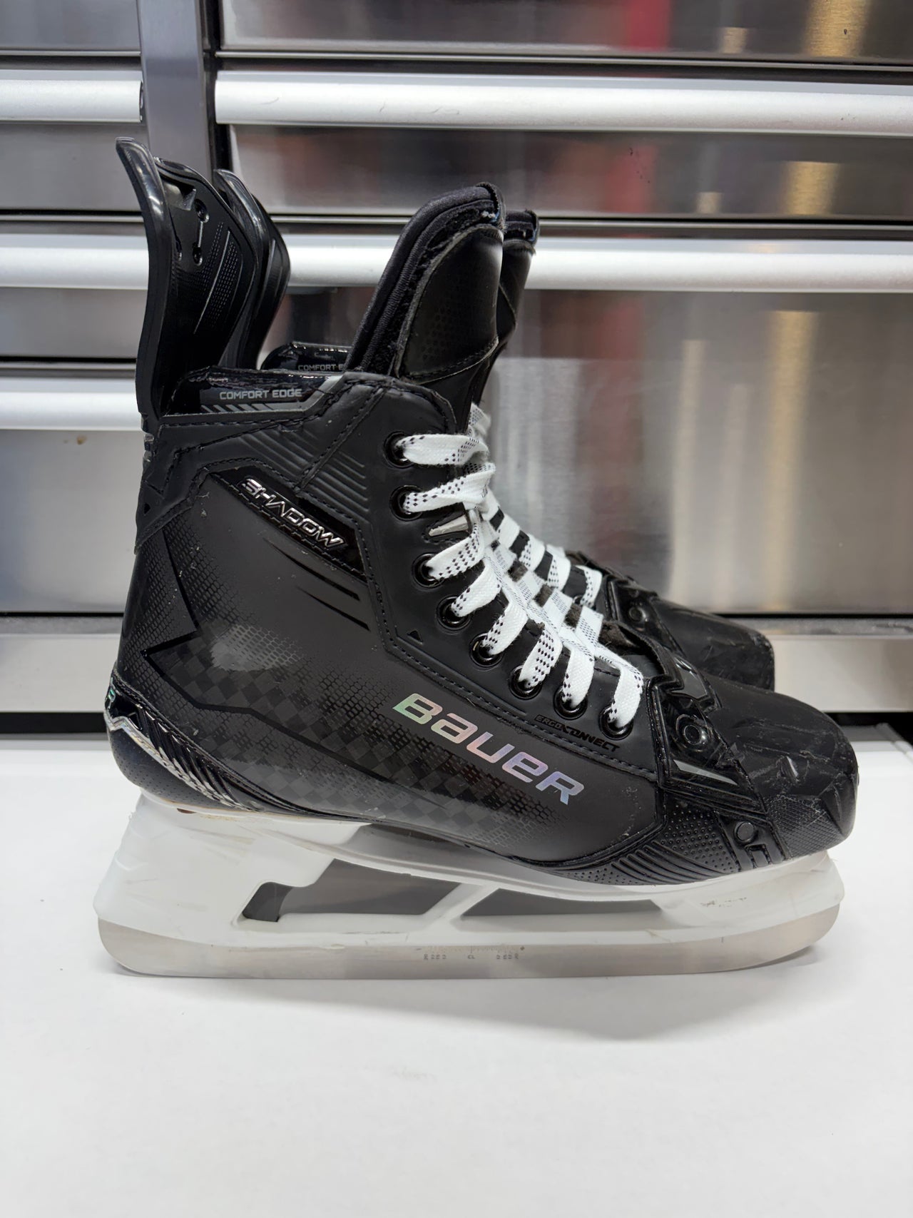Bauer Shadow Skate Size 9 FIT 2 (Used) TORONTO MAPLE LEAFS Pro Stock