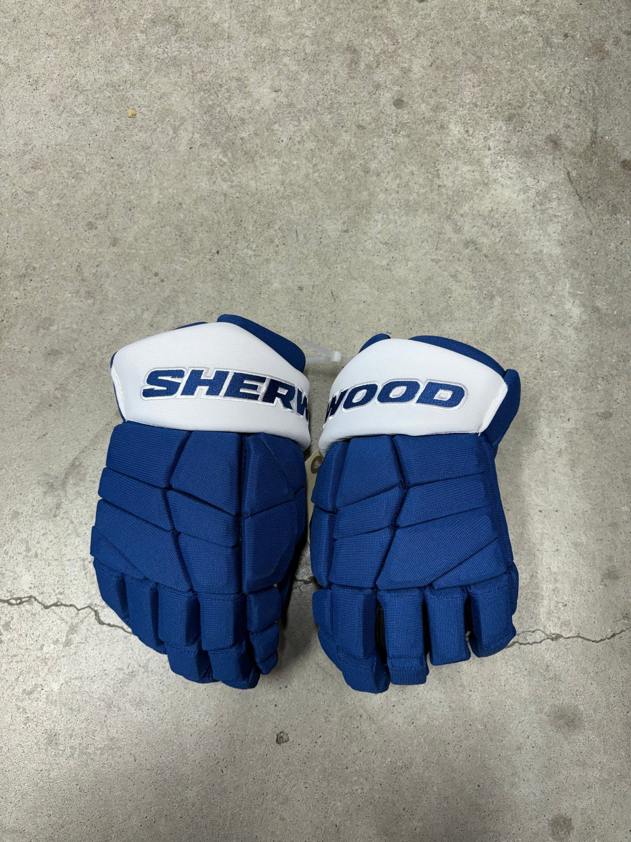 13” Sherwood Code 3 Pro Stock Hockey Gloves William Nylander Toronto Maple Leafs New