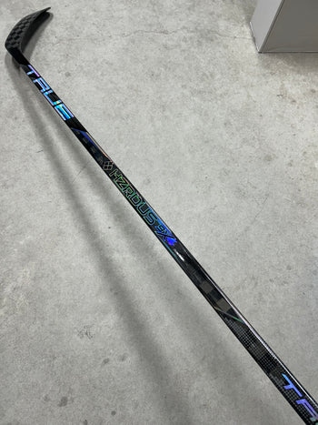 Left Hand 85 Flex Custom P28 True Hzrdus 9x4 (New) Pro Stock