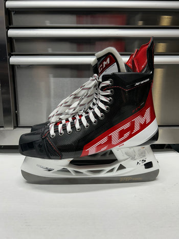 CCM FT4 Pro Skate New Size 9.5 Tapered Width NCAA Pro Stock