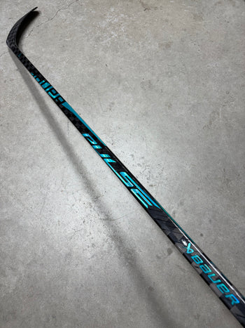 Left Hand 87 Flex P92 Bauer Pulse (Like New) OHL Pro Stock