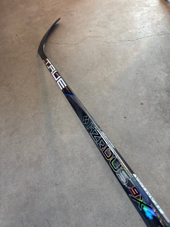 TRUE CATALYST 9x4 - 70 FLEX - P28- LEFT HAND - NEW