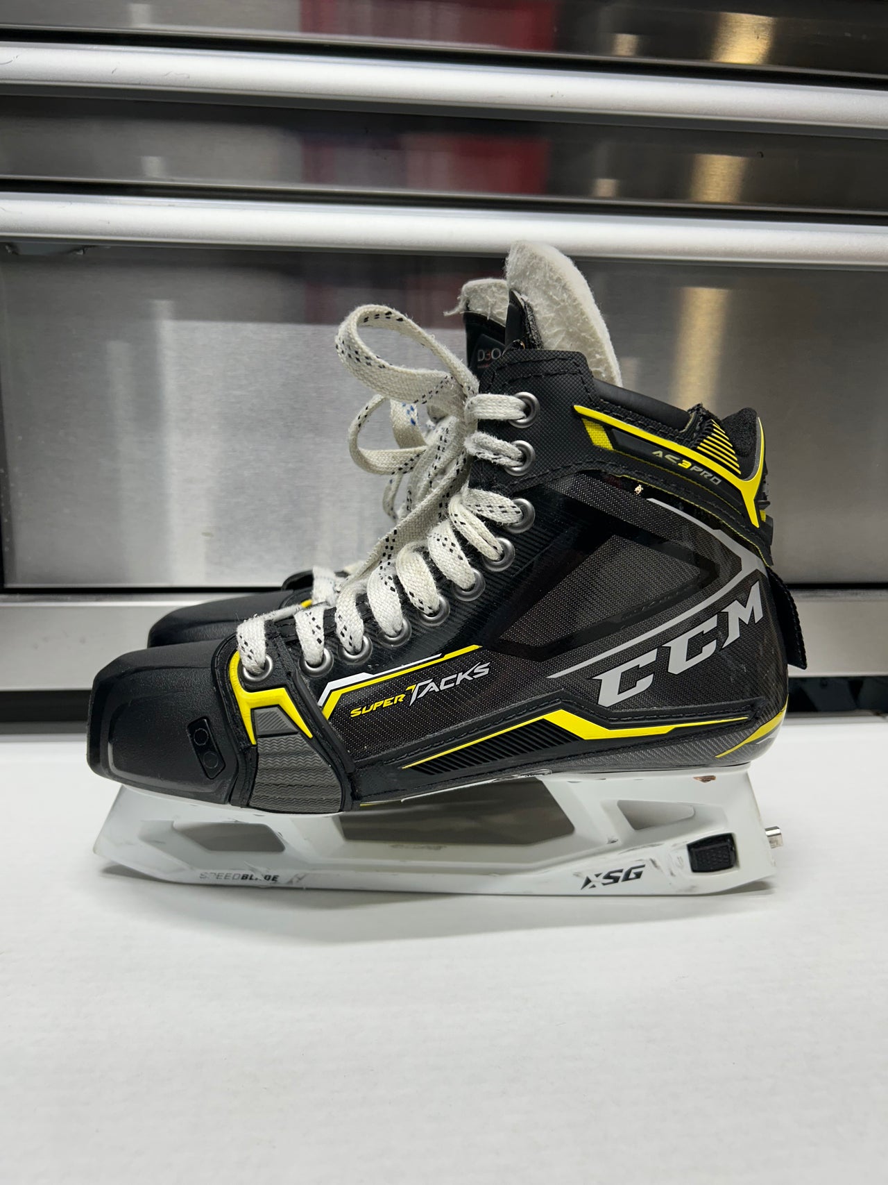 CCM AS3 Pro Goalie Skate Used Size 6.5 Regular Width NHL Pro Stock