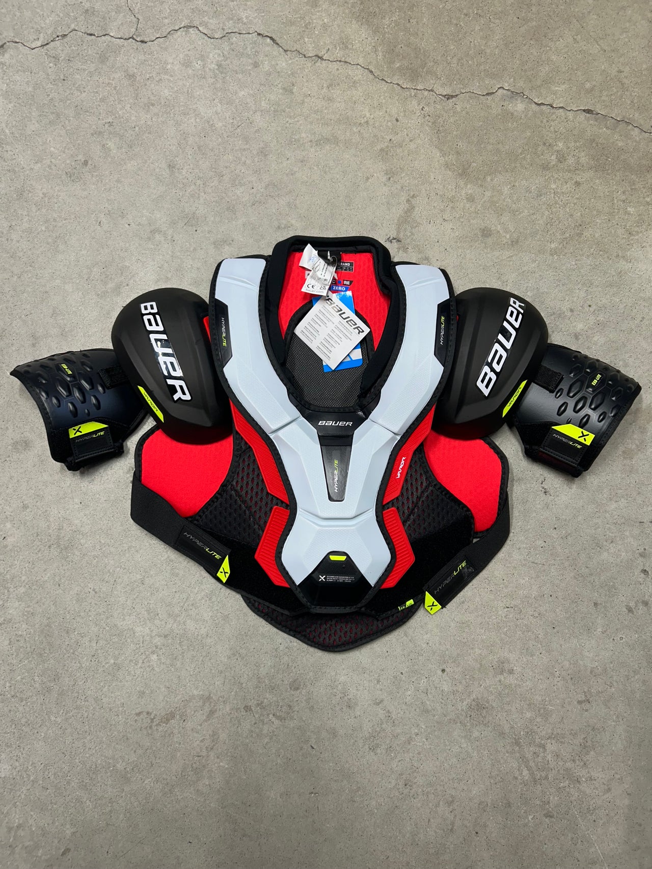Senior Large Bauer Vapor Hyperlite NHL Pro Stock Shoulder Pads (New) Columbus Blue Jackets