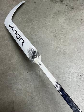 Left Hand 25” Bauer Hyperlite 2 Goalie Stick (Used)