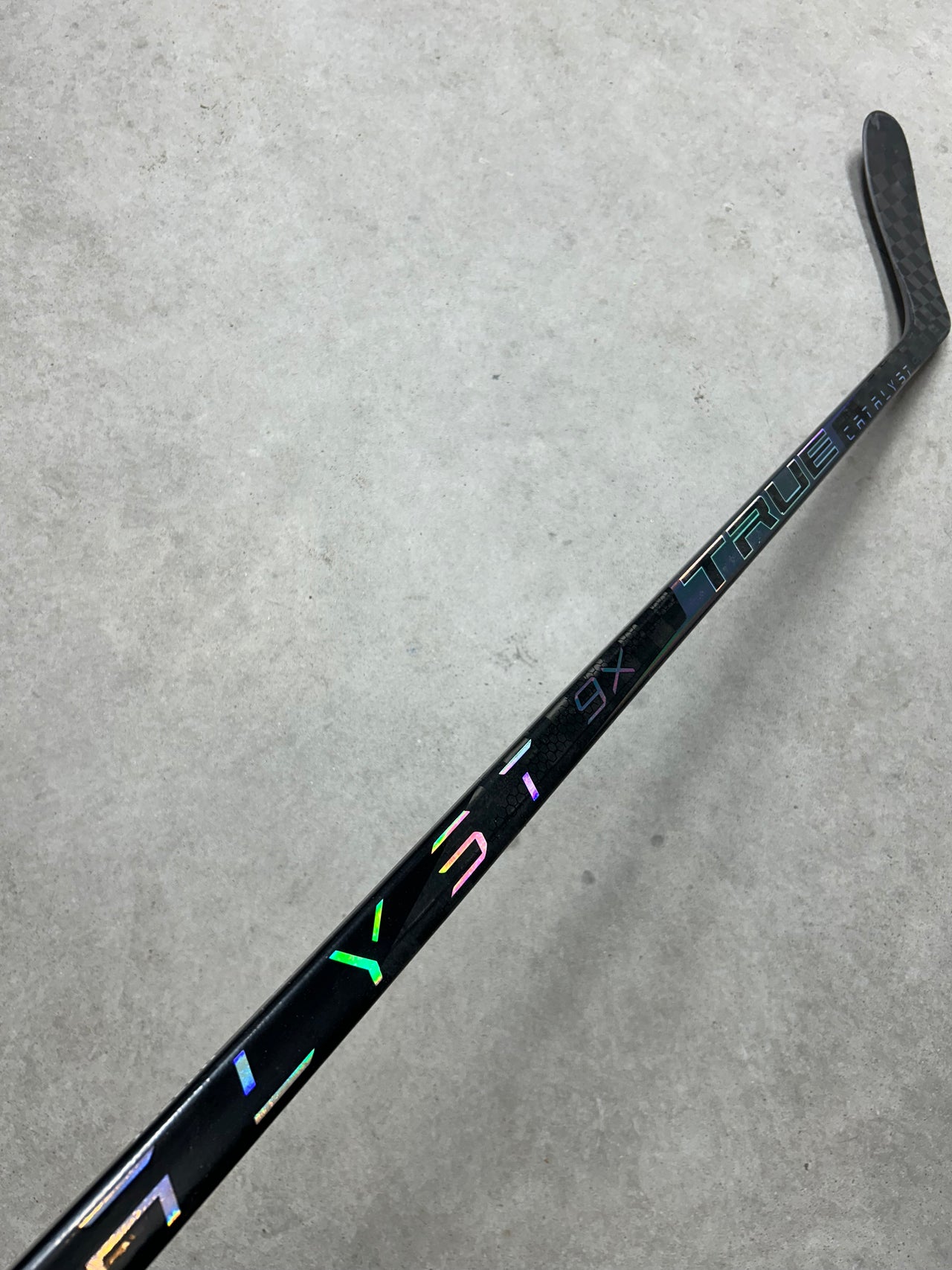 Left Hand 75 Flex Custom P28 TRUE Catalyst 9X (NEW) Pro Stock