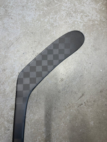 Right Hand 82 Flex P28M Bauer Flylite (New) OHL Pro Stock