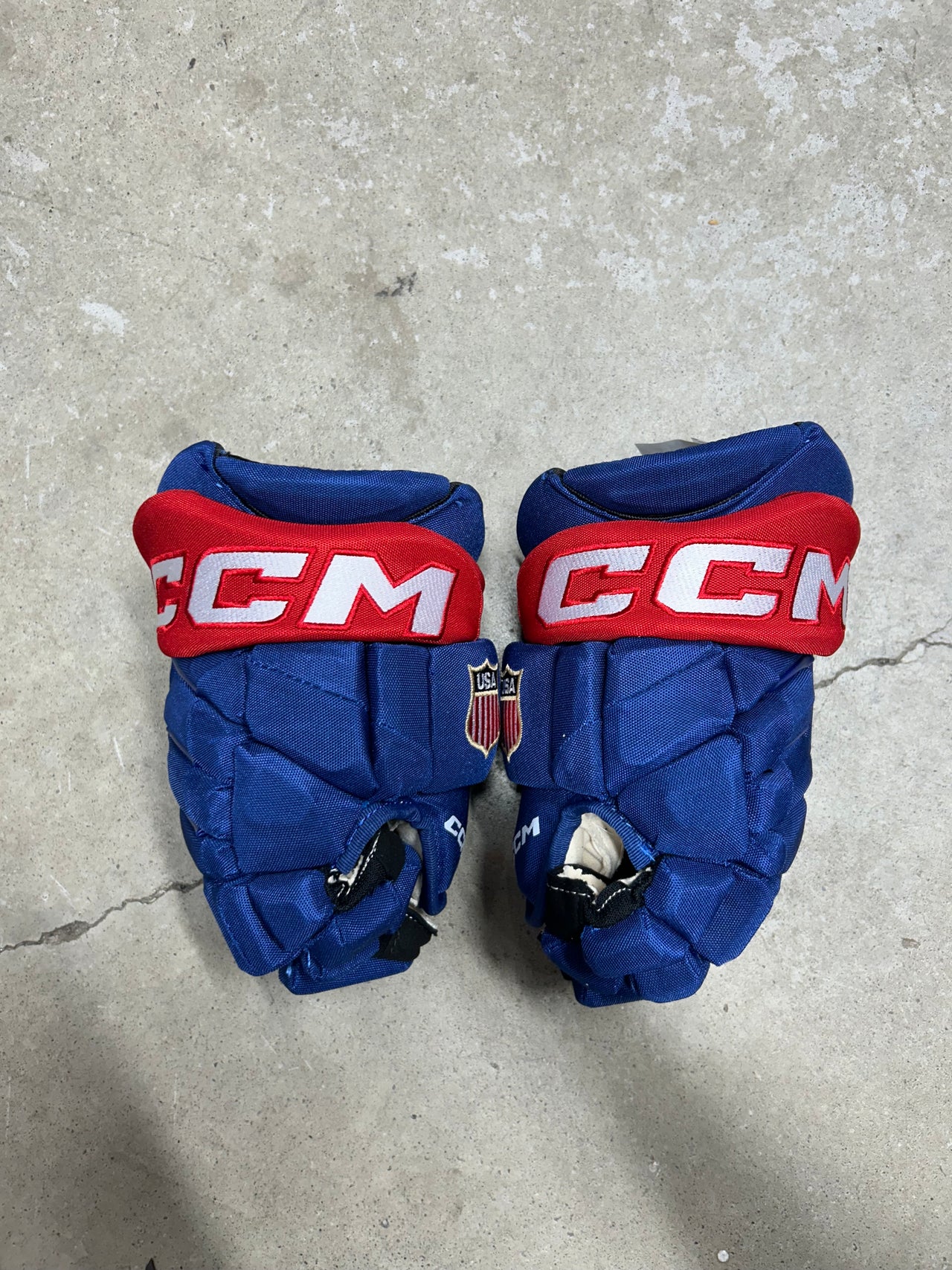 12” CCM Pro Stock Team USA Olympics Hockey Gloves (New)
