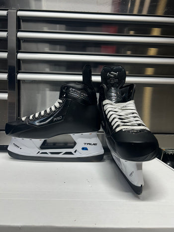 True Catalyst Pro Skate Size 11 NHL Pro Stock (New)