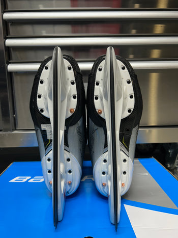 Bauer Hyperlite 2 Skate Size 10 Fit 3 NCAA Pro Stock (New)