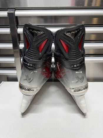 Bauer Hyperlite2 Skate Size 8 FIT 2 (Used) BOSTON UNIVERSITY Pro Stock