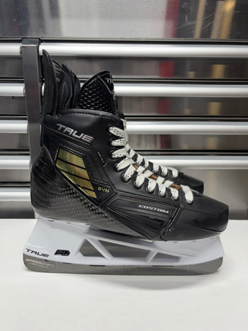True SVH Custom Pro Skate Size 8 Regular Width (New) NHL Pro Stock
