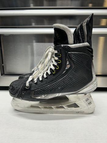 Bauer Hyperlite Skate Size 7 Used Regular Width NHL Pro Stock