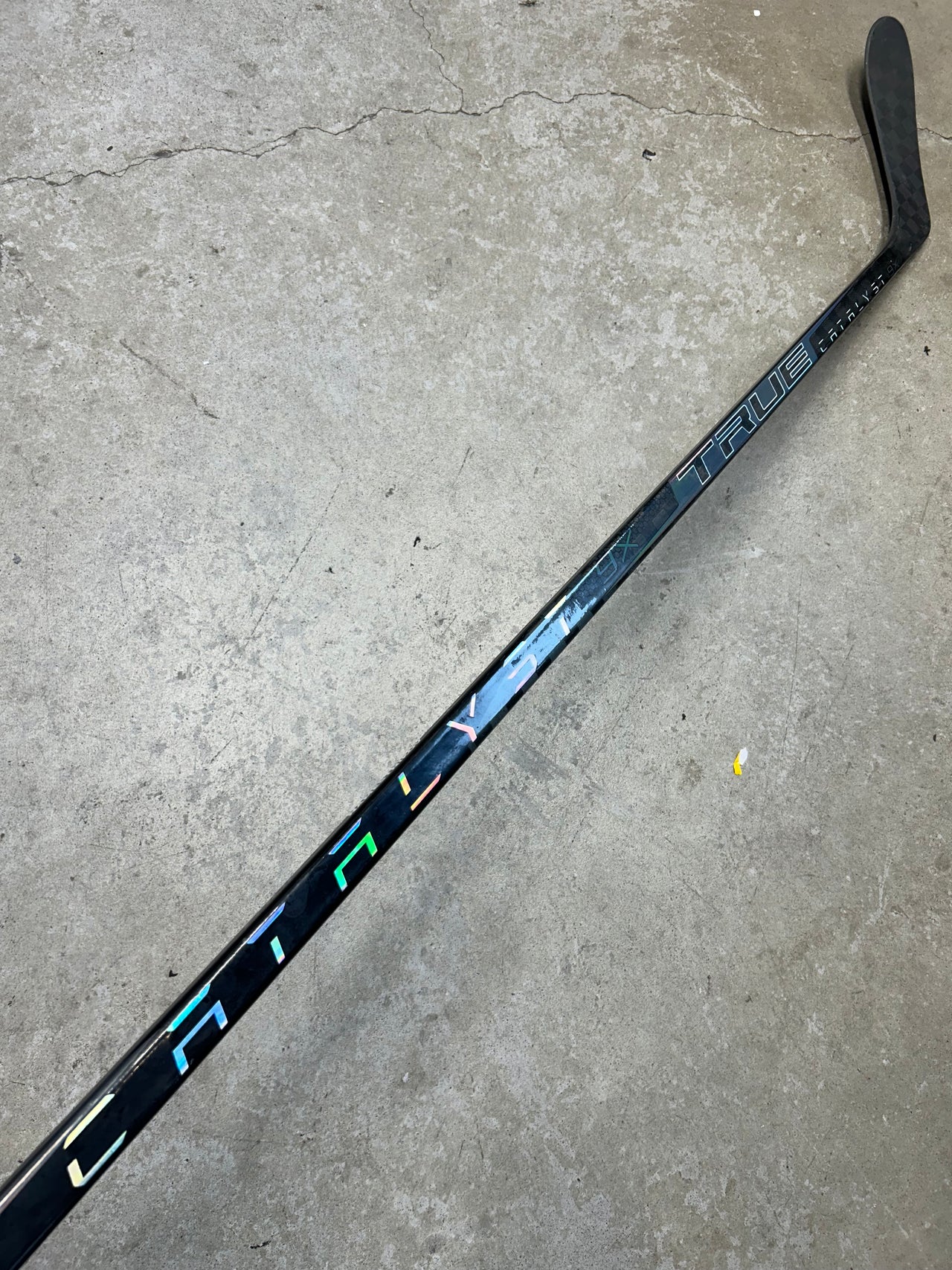 Left Hand 85 Flex P28 TRUE Catalyst 9x NHL Pro Stock
