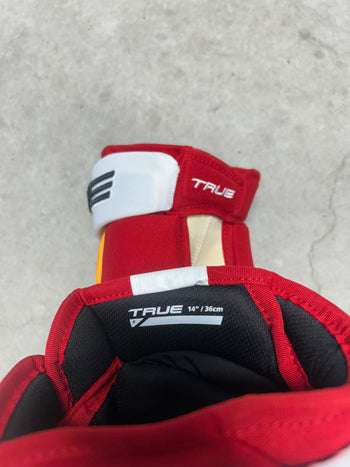 14” True Catalyst 9X Pro Stock Hockey Gloves Calgary Flames Dennis Gilbert (New)