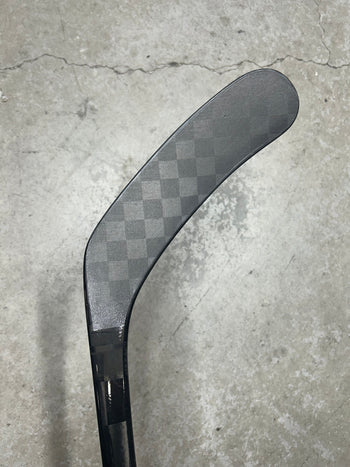 Right Hand 87 Flex P92M Bauer Flylite Pro Stock (New)