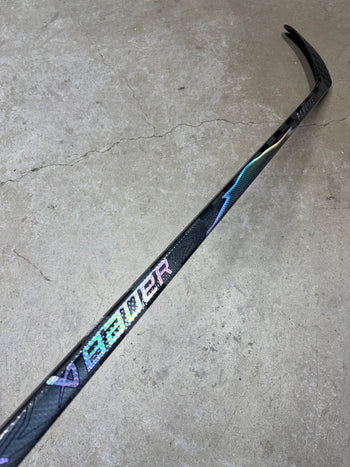 Right Hand 77 Flex P28M Bauer Flylite NCAA Pro Stock (New)