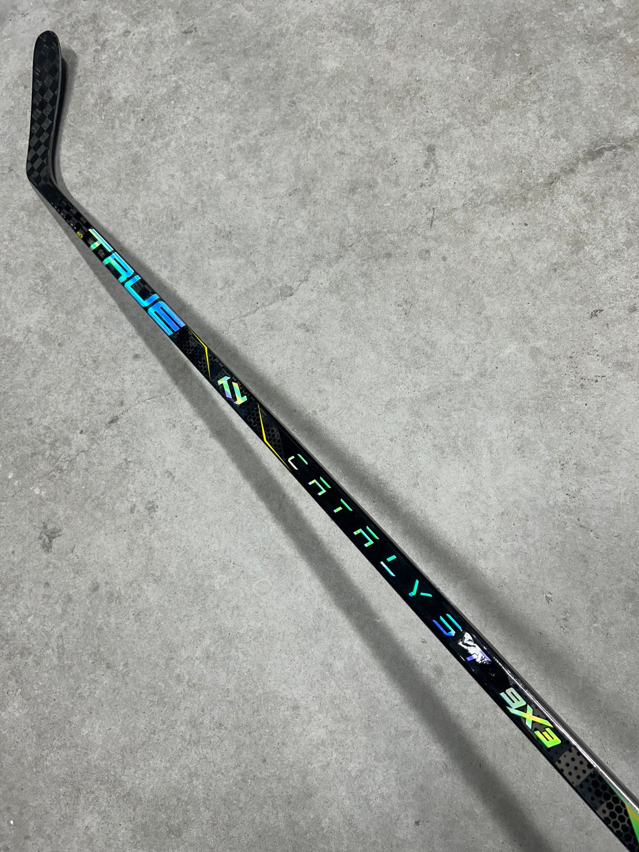Right Hand 85 Flex P28 True Catalyst 9X3 (New) Pro Stock NHL