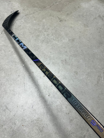 Left Hand 85 Flex P28M CCM Ribcor Trigger 9 Pro (Used)