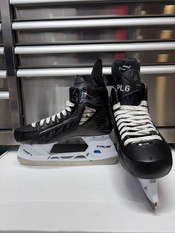 True SVH Custom Pro Skate Size 10 Regular Width (New) PETER LAVIOLETTE Pro Stock