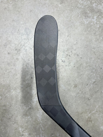 Right Hand 75 Flex P28 CCM Jetspeed FT7 Pro Team Canada  (New)