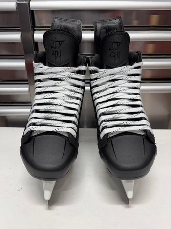 CCM FT8 Pro Size 10 Regular Width (New) JOHN TAVARES Team Canada Pro Stock