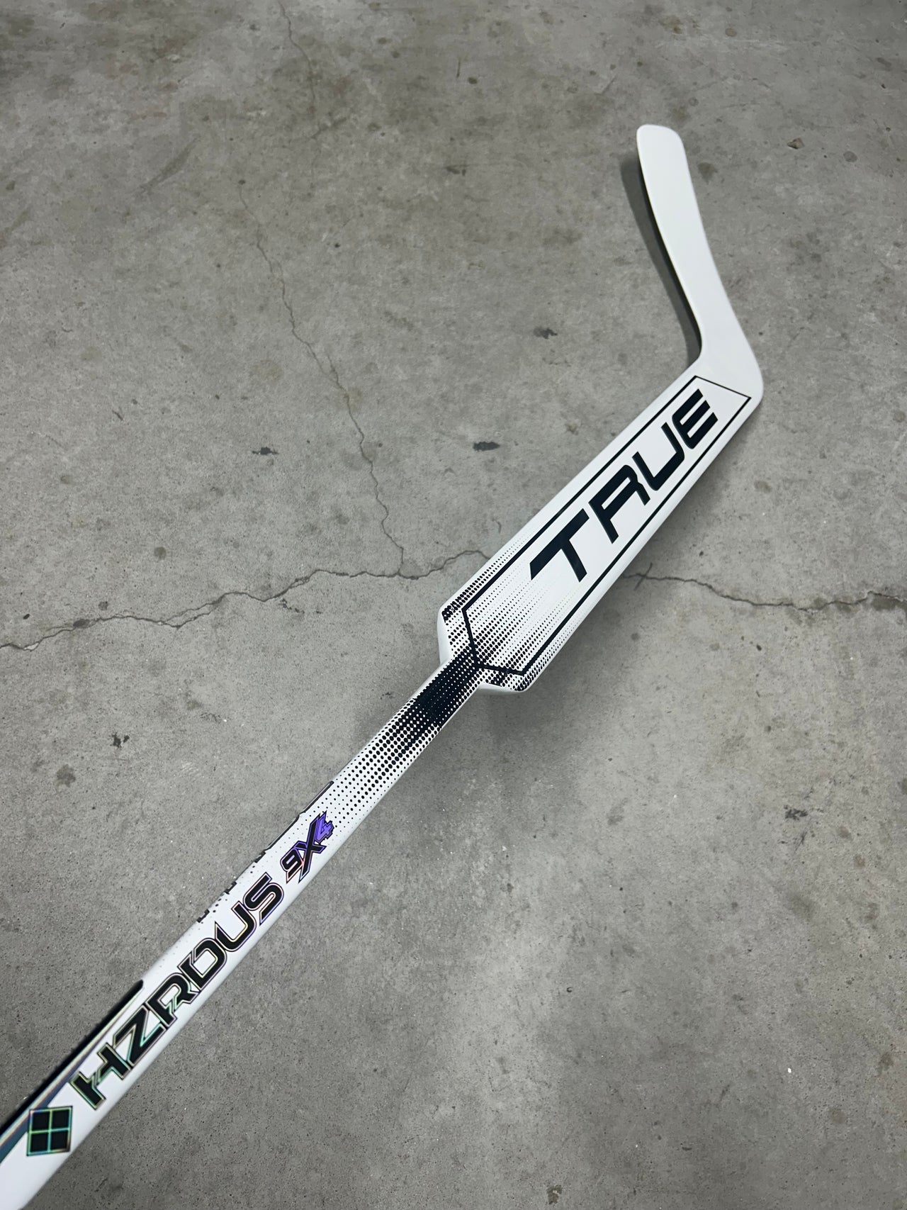 Left Hand 27” True Hzrdus 9x4 Goalie Stick New