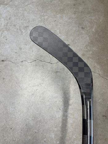 Left Hand 82 Flex P92 Bauer Hyperlite2 (New) Pro Stock