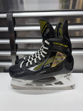 True Catalyst Pro Skate Size 8.5 Regular Width (New) OHL Pro Stock