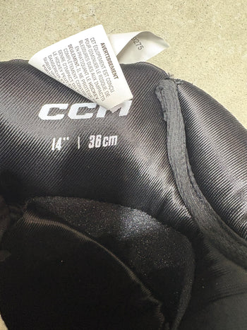 14” CCM Pro Toronto Maple Leafs Auston Mattews Pro Stock Gloves (New)