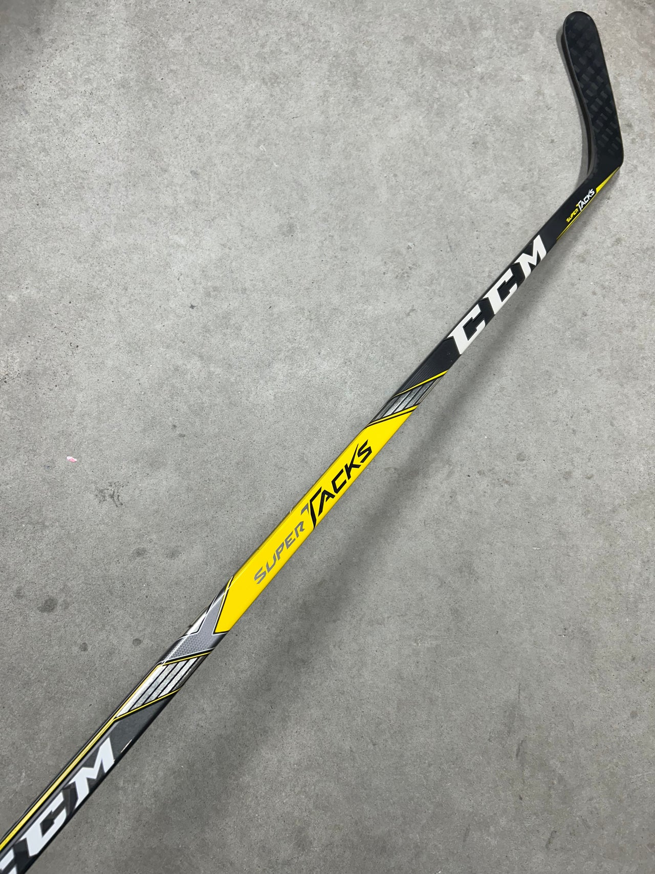 Left Hand 85 Flex P29 CCM SuperTacks New