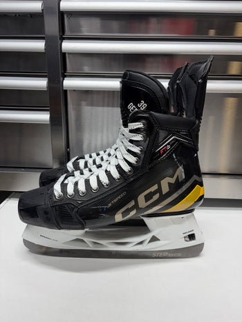 CCM FT6 Pro Size 9.5 Regular Width (Like New) MORGAN GEEKIE Pro Stock