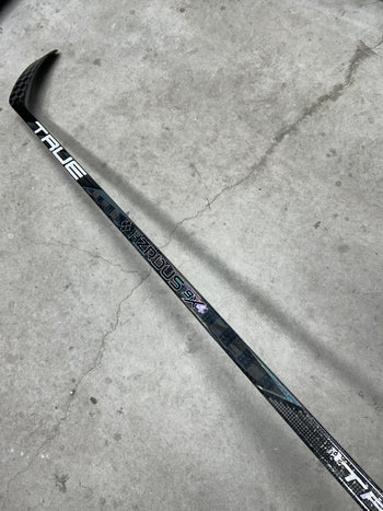Left Hand 80 Flex P28M True Hzrdus 9x4 (New) Pro Stock